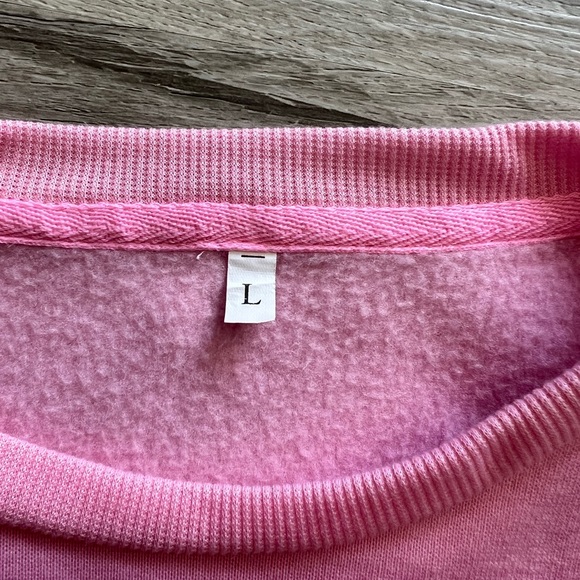 SHEIN : solid pink sweatshirt - Picture 2 of 7